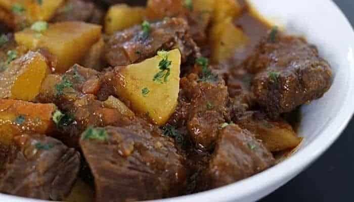 Como Fazer Carne de Panela com Batata