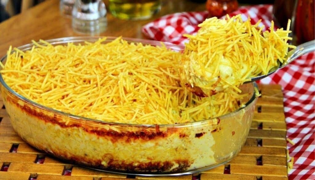 Receita Perfeita de Fricassê de Frango Fácil e Rápido de Fazer