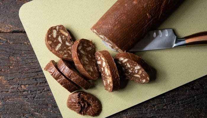 Receita de Salame de Chocolate Muito Prático de Preparar