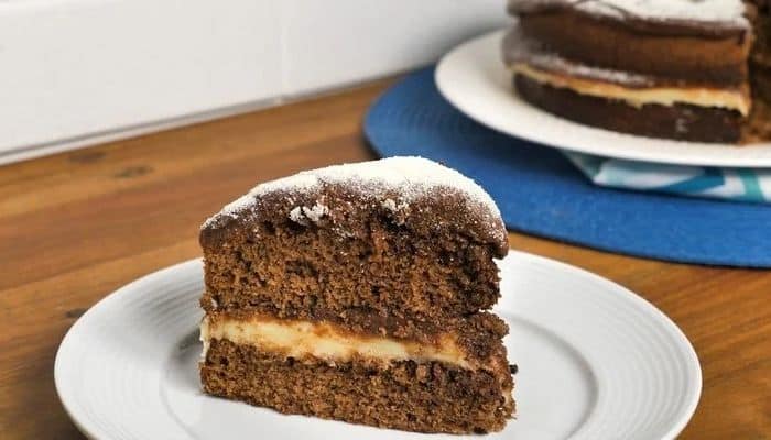 Bolo de Chocolate com Leite Ninho Passo a Passo