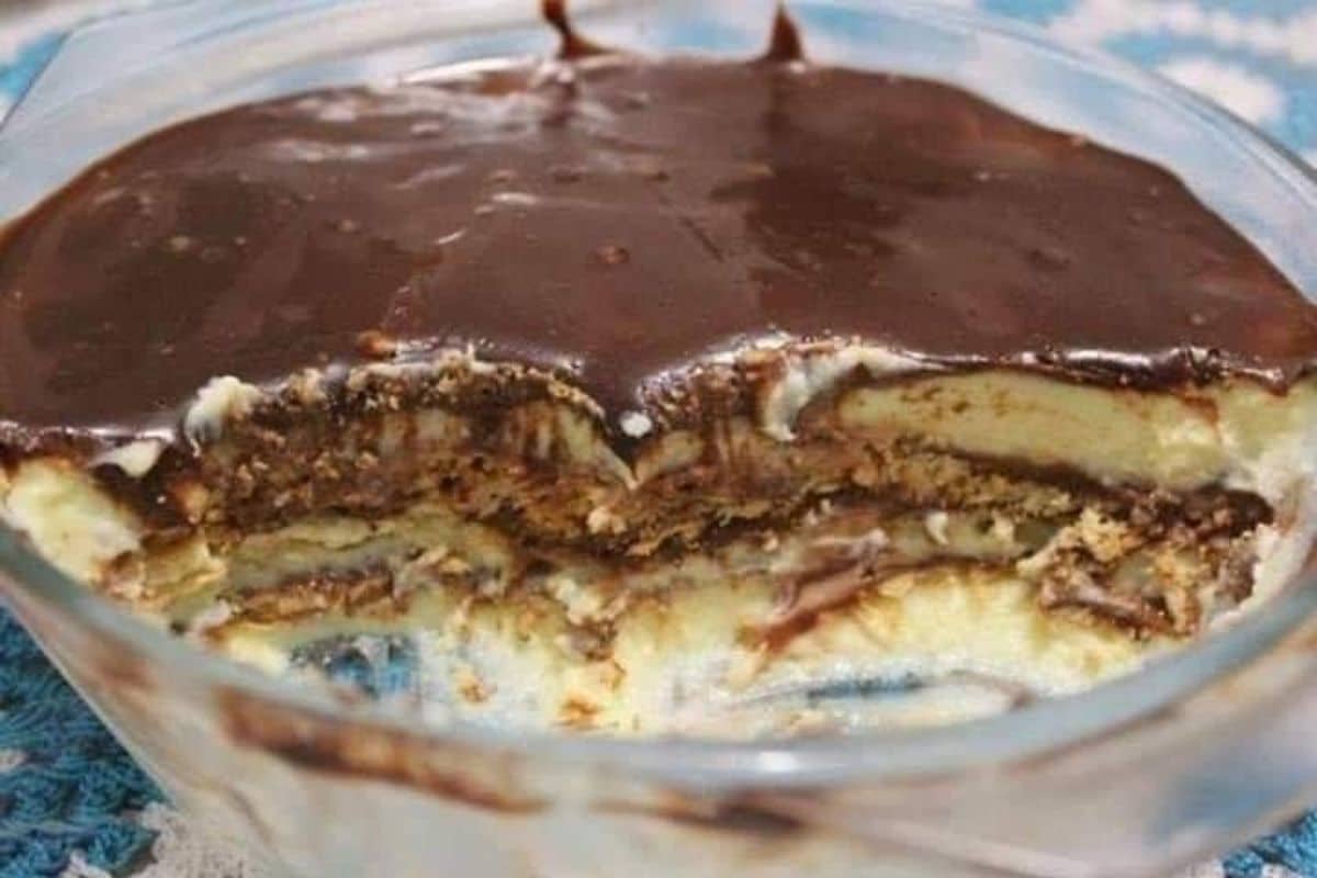 Pavê de Chocolate Super Fácil e Saboroso