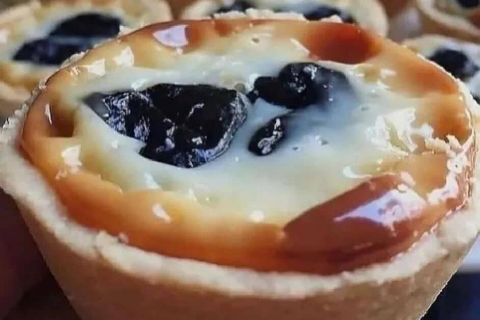 Tortinha doce com Ameixa