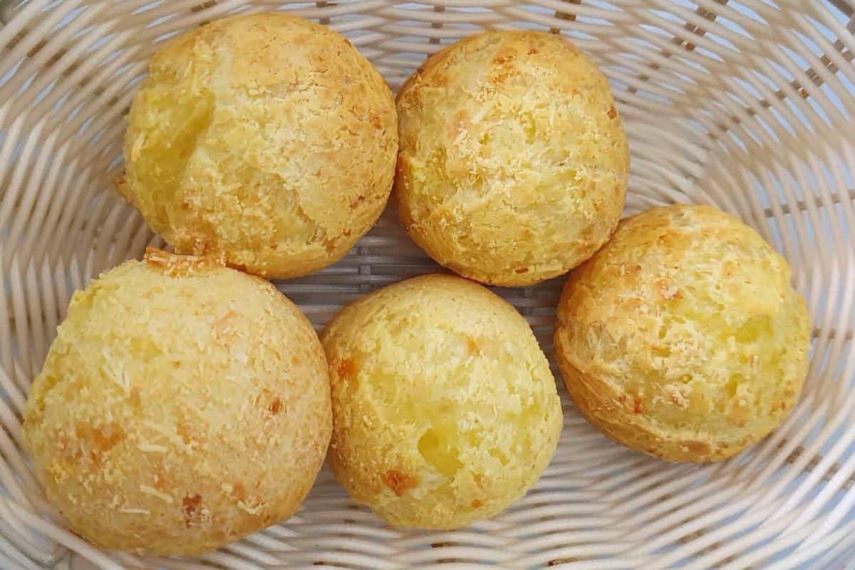 Pão de Queijo Mineiro