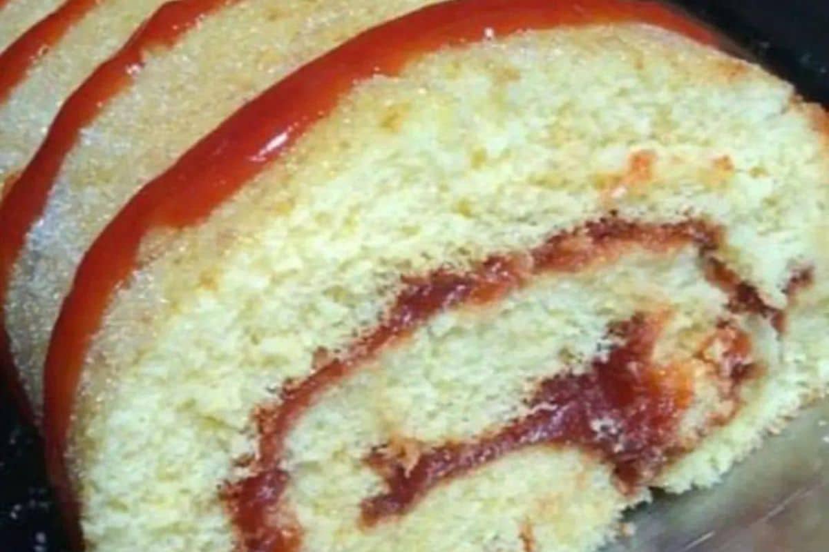 Rocambole de Goiaba Prático e Delicioso