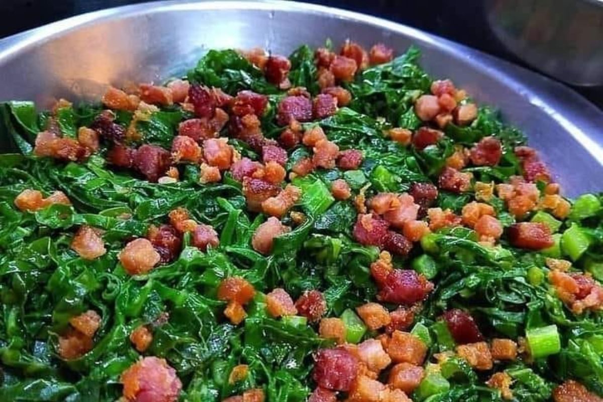 Couve Refogada Fácil e Saborosa