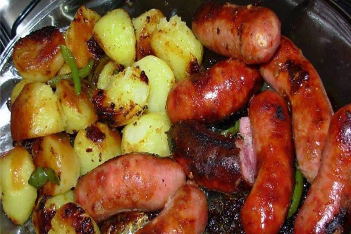 Linguiça ao Forno com Batatas