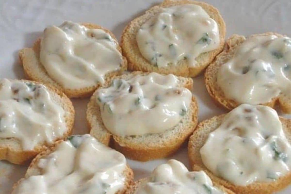 Patê de Queijo com Cebola