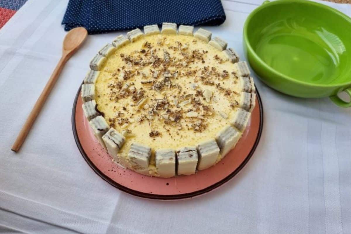 Torta de Maracujá com Bis