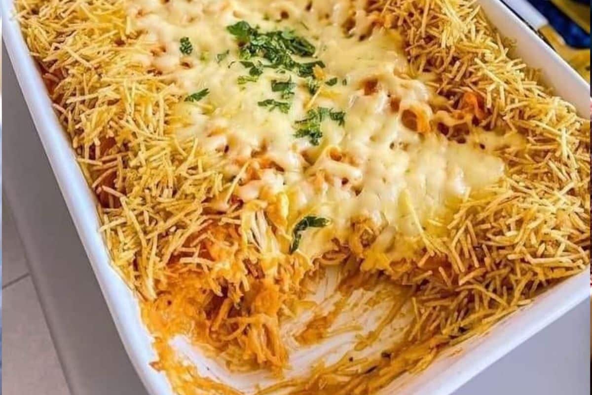 Macarrão com Molho de Fricassê dá Água na Boca