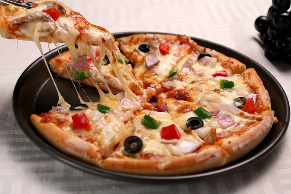 Pizza de Frigideira Com Massa de Pastel