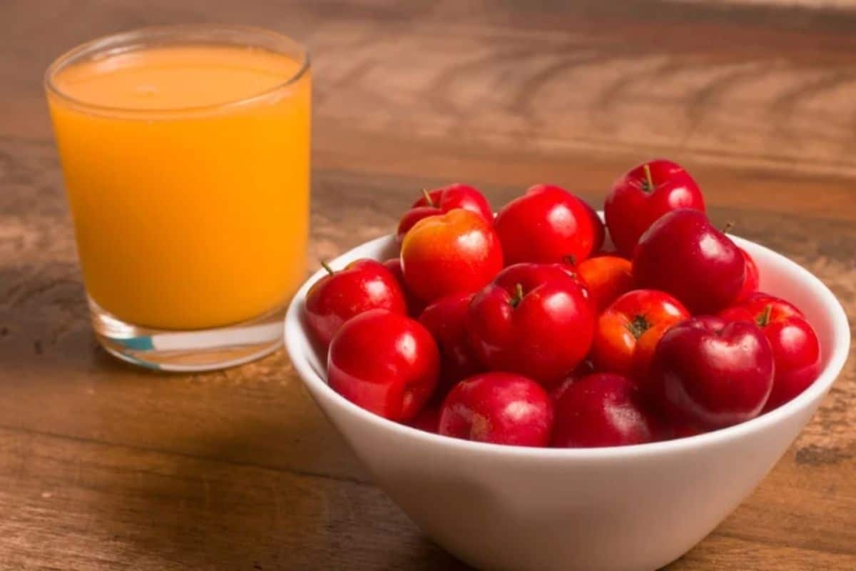 Suco de Acerola Rico Em Vitaminas