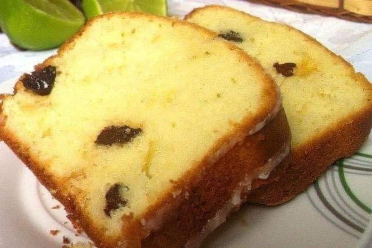 Bolo Simples Com Uva Passa