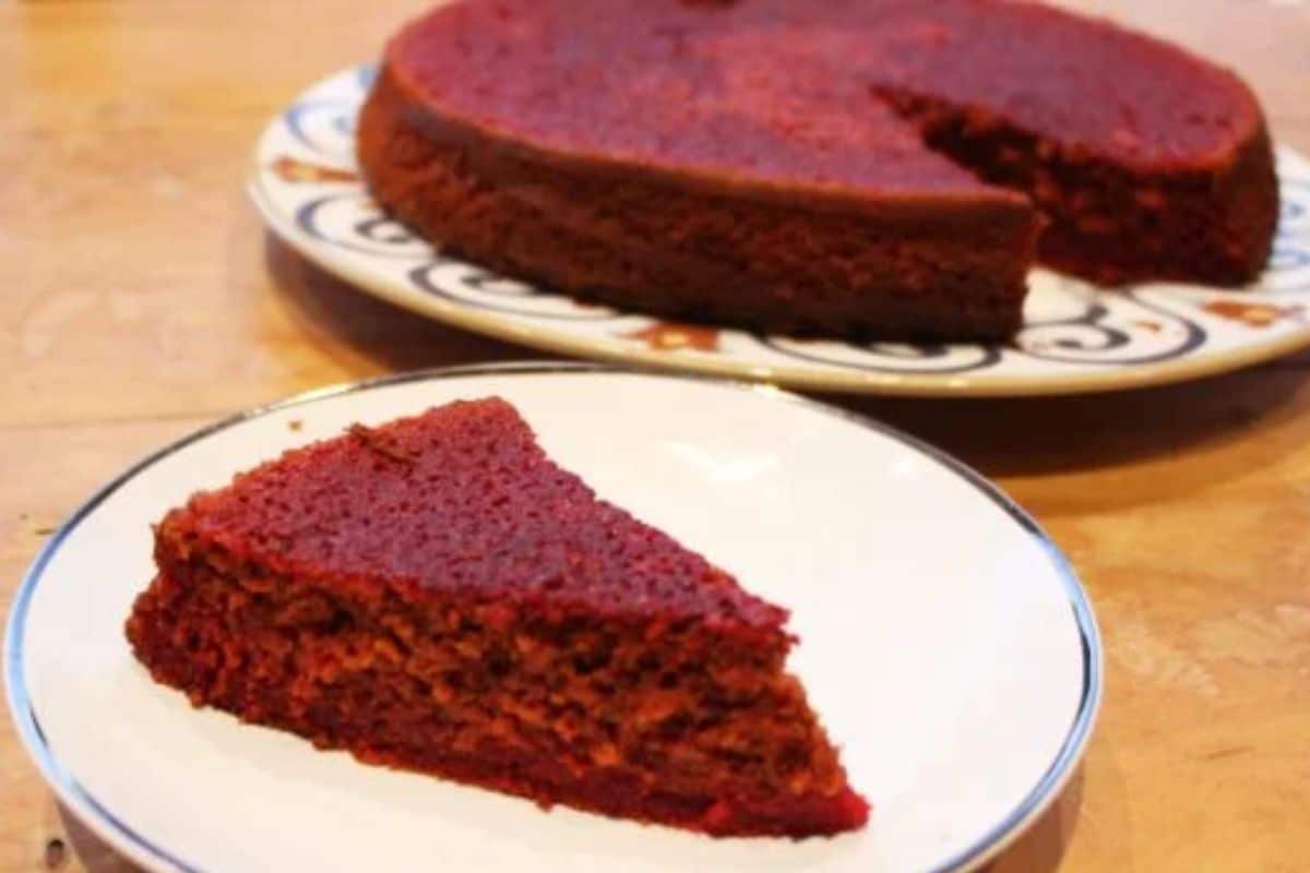 Bolo de Beterraba Fica Irresistível