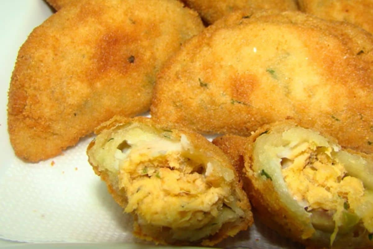 Risólis De Frango Com Catupiry: Fácil e Saboroso