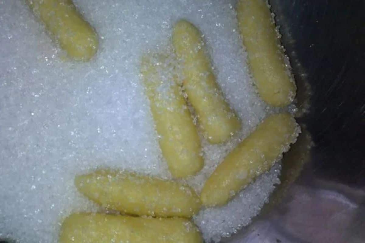 Bolinho Dedo de Moça Simples e Saboroso