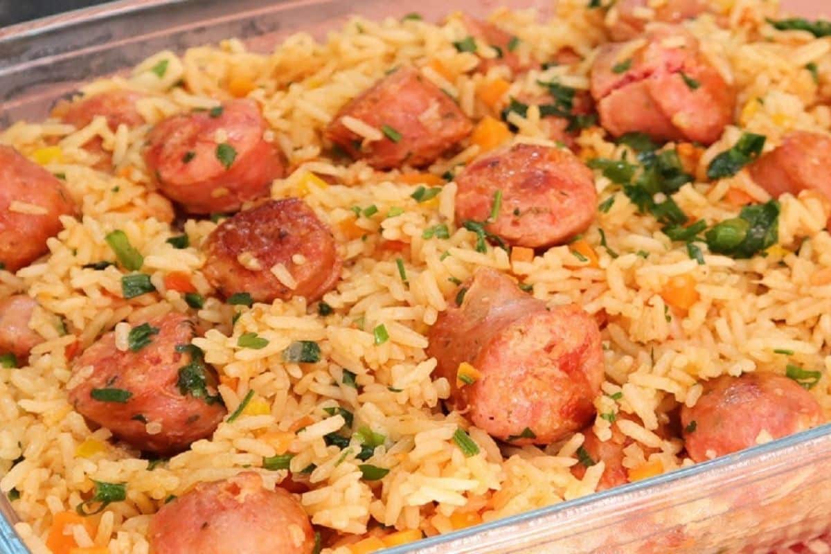 Arroz com linguiça delicioso