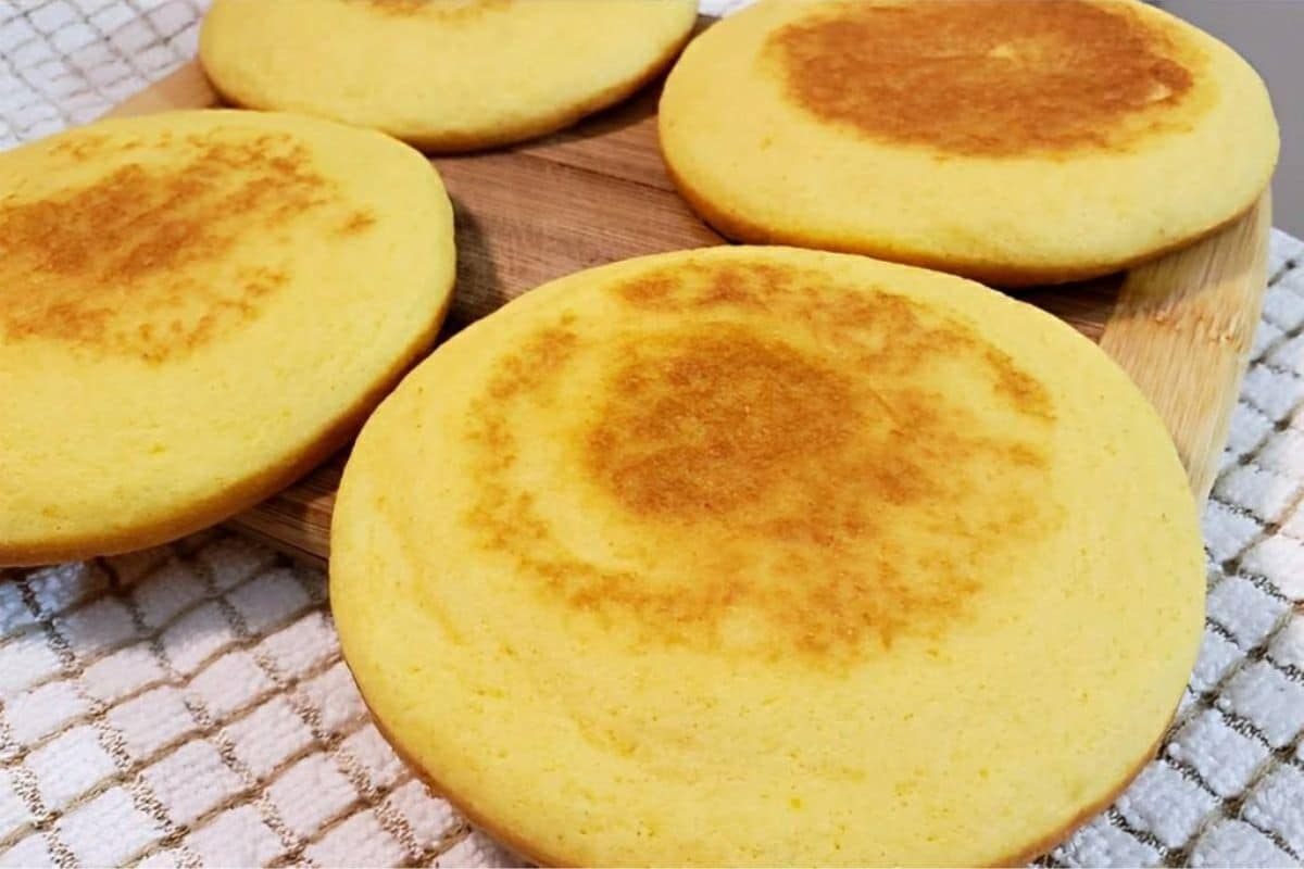 Pão de fubá de frigideira