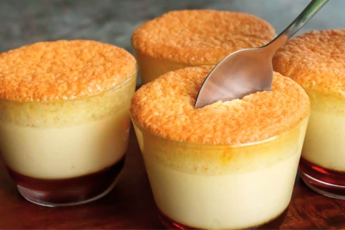 Pudim Bolo no Copinho: O Doce que Vai Surpreender seu Paladar!