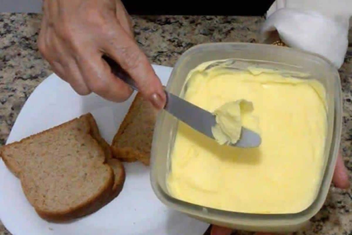 Manteiga Caseira: Uma Receita Simples e Saborosa