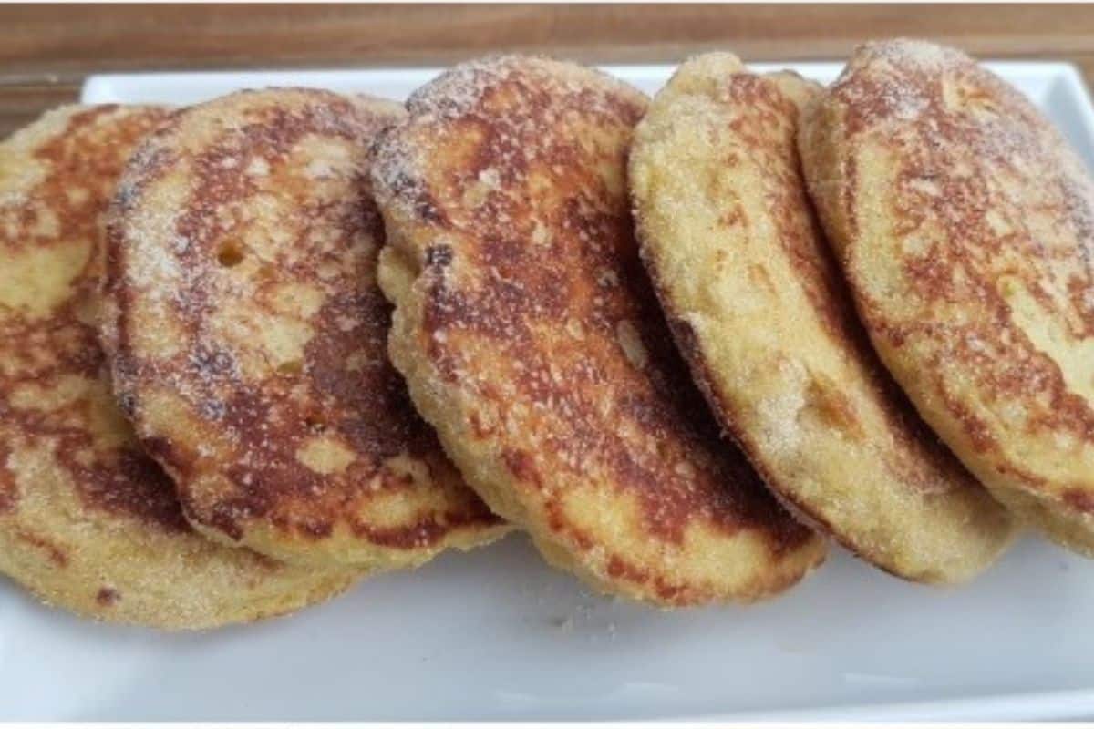 Pãozinho de Frigideira com Banana e Fubá: Uma Deliciosa Receita para o Café da Manhã