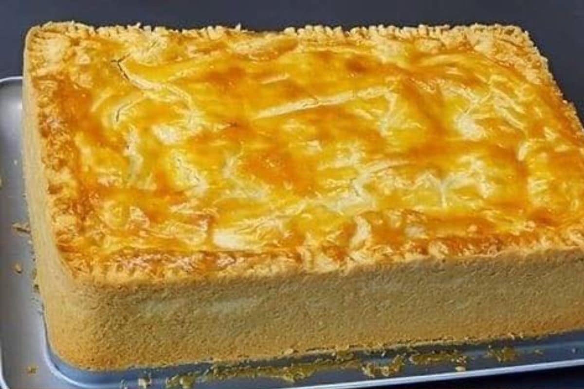 Empadão de Frango com Massa que Derrete na Boca
