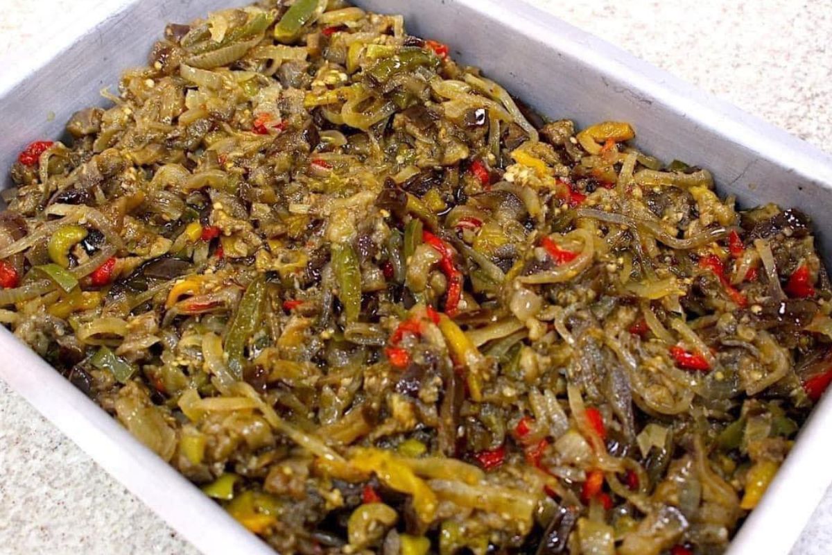 Caponata de Berinjela Fácil: Uma Explosão de Sabores em Poucos Passos