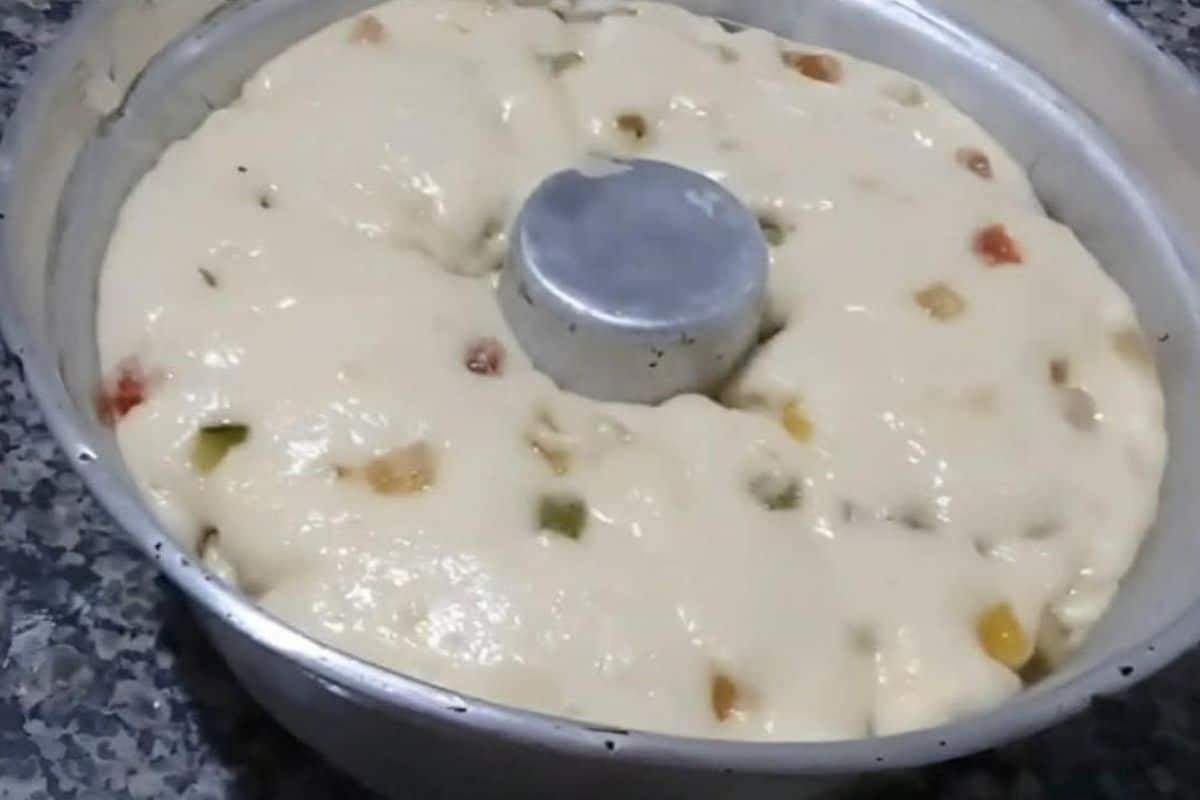 Panetone de Liquidificador na Forma de Pudim: Uma Delícia Natalina Facinha de Fazer