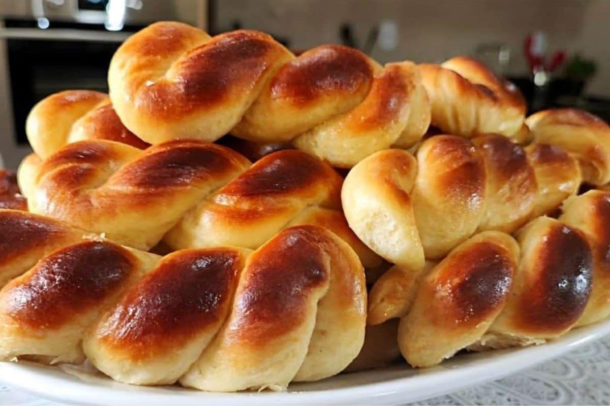 Delicie-se com a Perfeição: Rosquinhas Trançadas de Padaria – Macias, Fofinhas e Irresistíveis