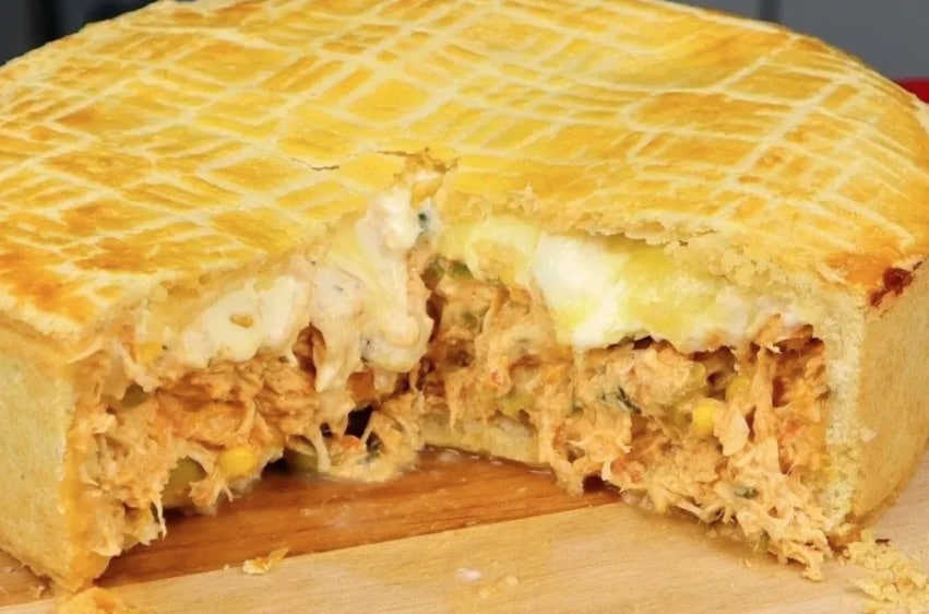Torta de Frango com Massa Podre: Uma Delícia para Todas as Ocasiões