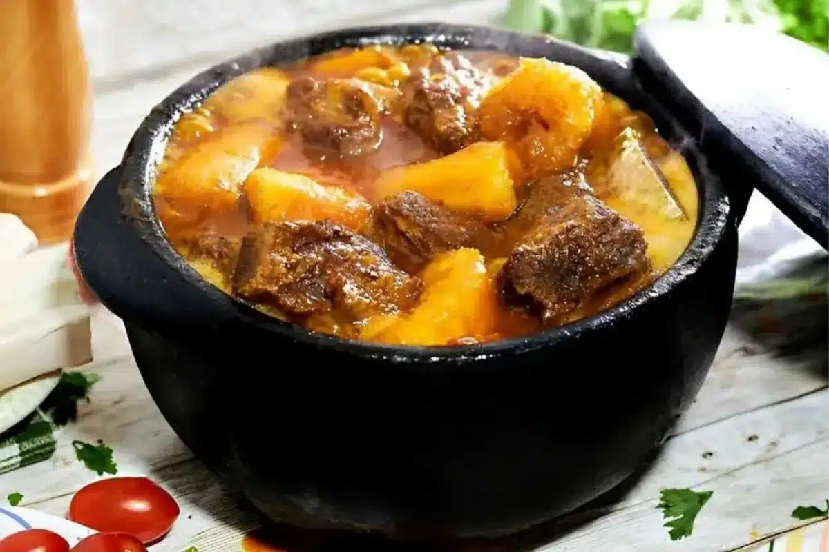 Vaca Atolada: Uma Receita Saborosa e Marcante para o Almoço ou Jantar
