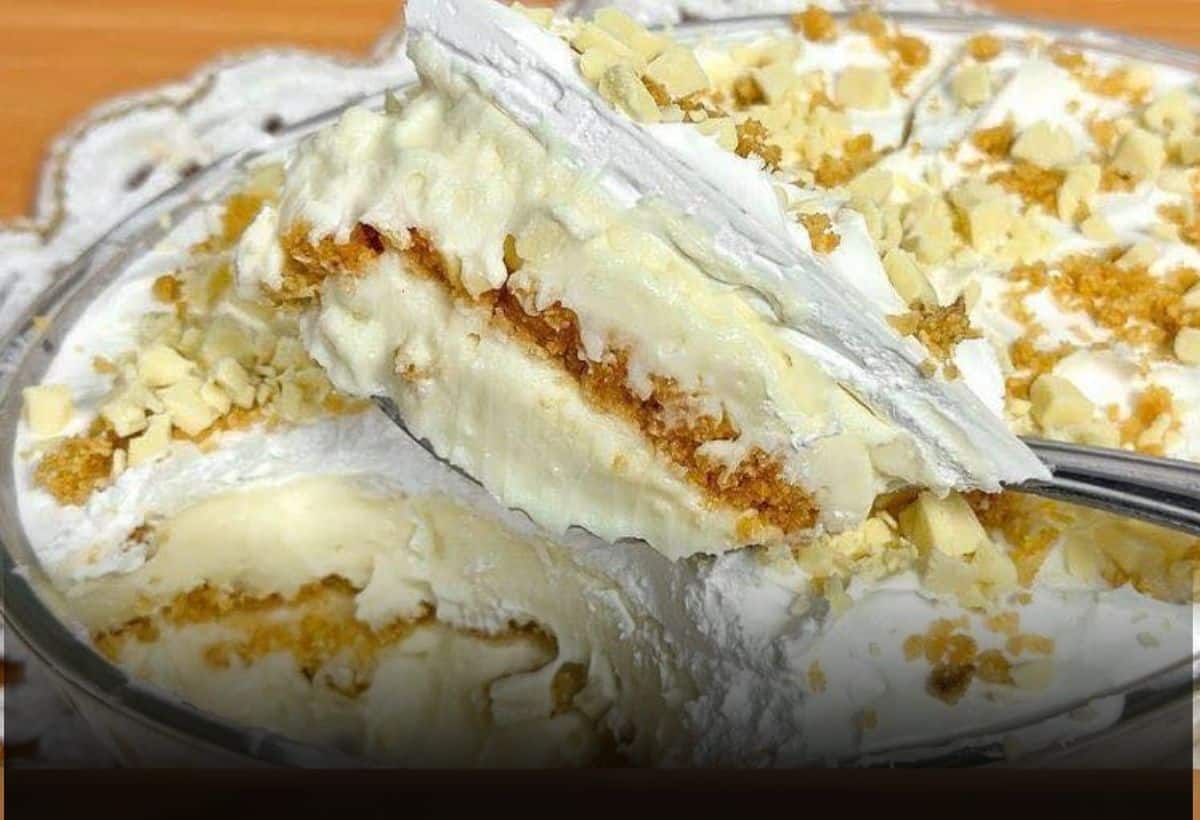 Torta belga cremosa com um creme especial de 4 leites: Sobremesa perfeita