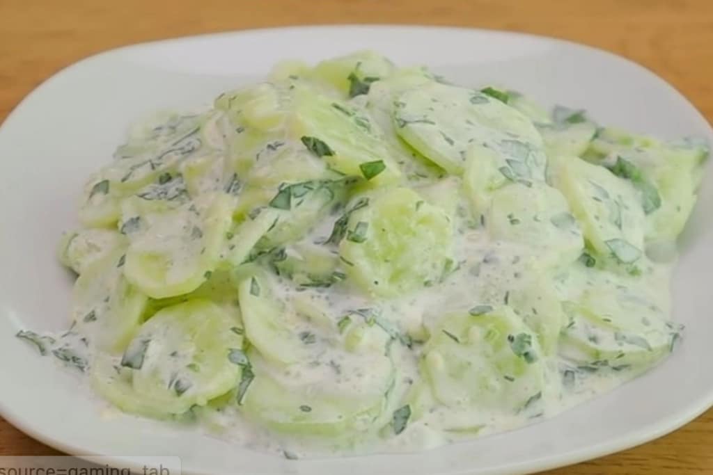 Salada de Pepino Chinesa: a receita que está fazendo sucesso nas redes sociais