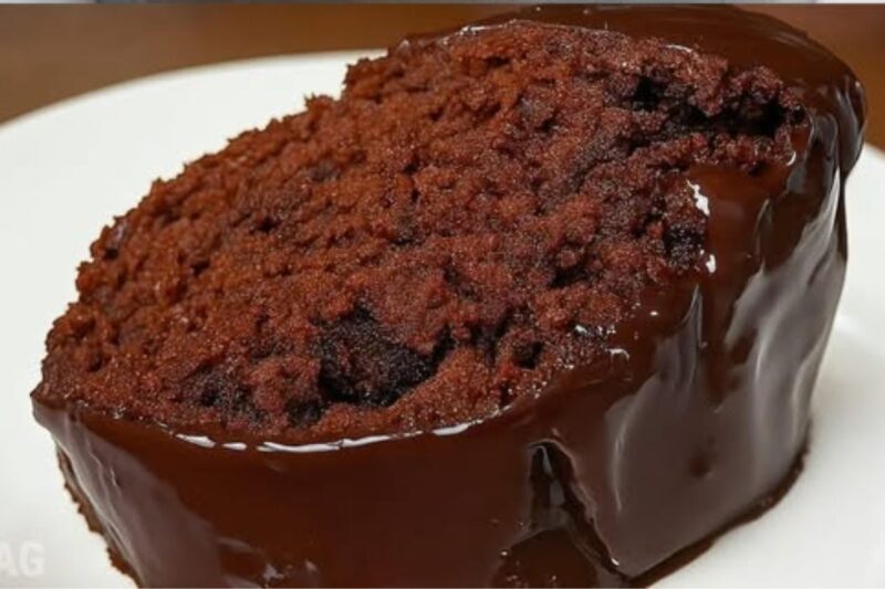 Bolo de Chocolate sem Ovo: impossível comer só um pedaço