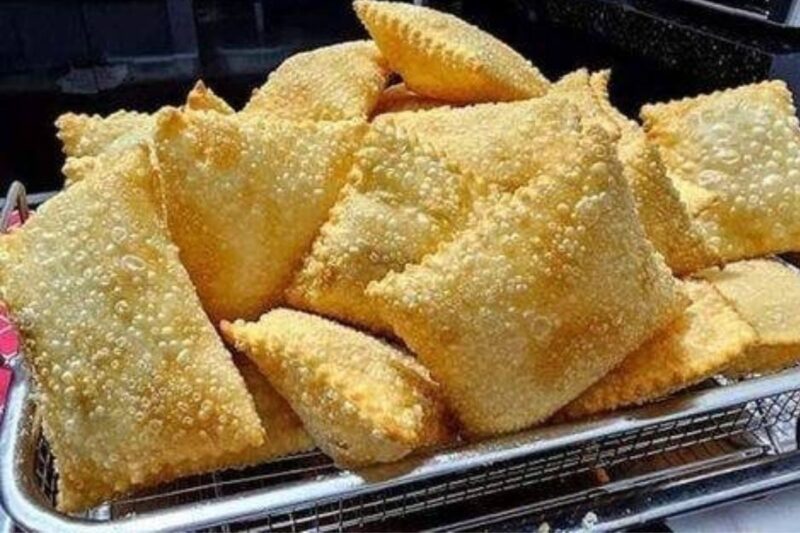 Quando faço essa massa de pastel de feira crocante, acaba antes de fritar tudo!