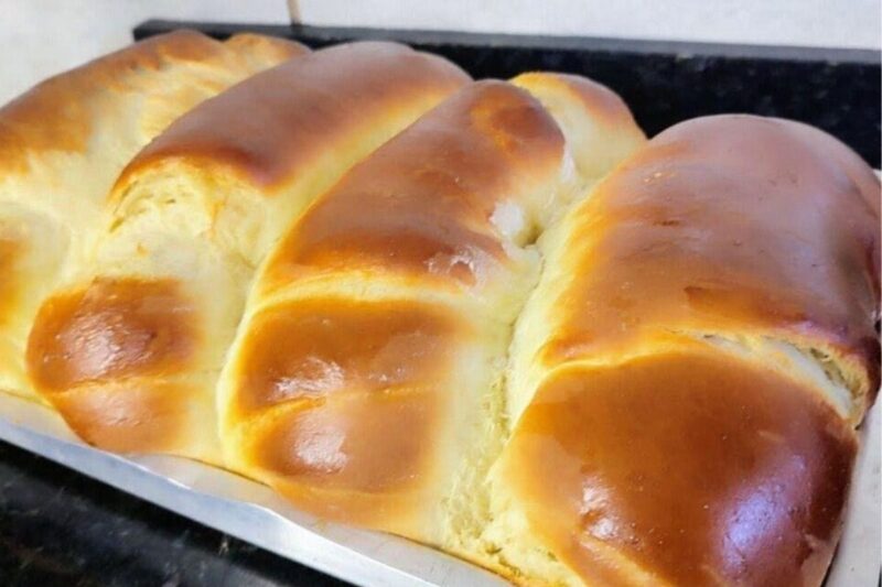 Quando faço essa receita de Pão Caseiro da Padaria, não sobra nem o cheiro!