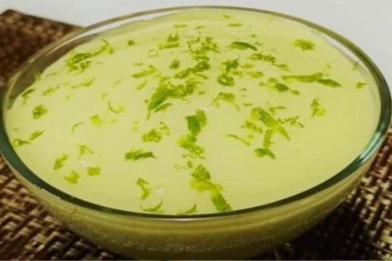 Quando faço essa receita de Sobremesa de Abacate com Limão, não sobra nadinha!